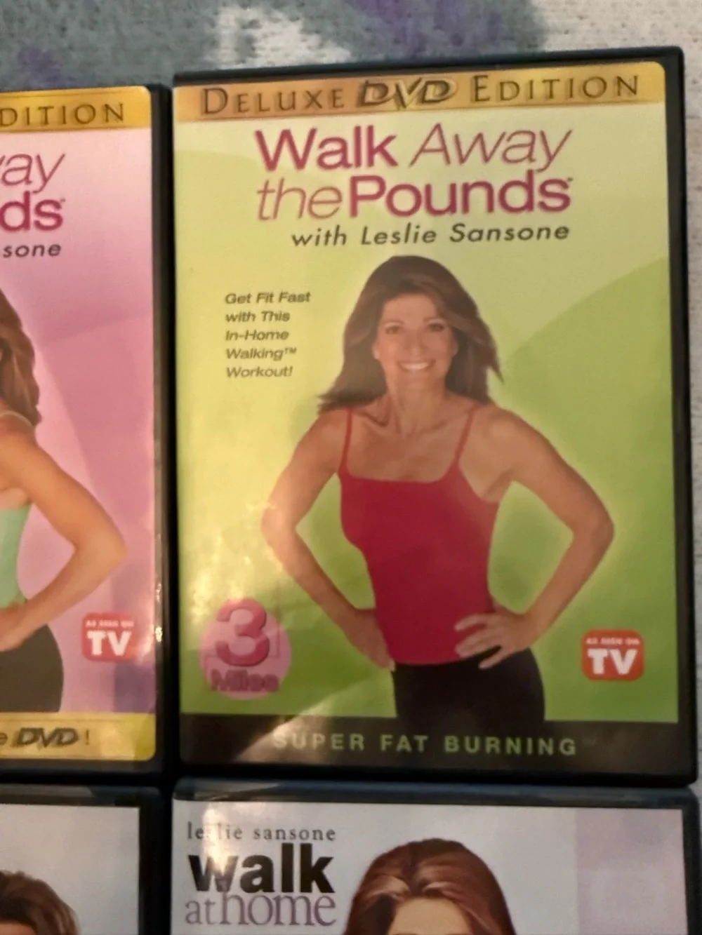 Walk Away the Pounds - Leslie Sansone - Picture 10 of 15